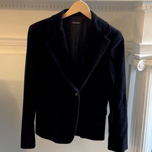 TAHARI dark navy velvet blazer